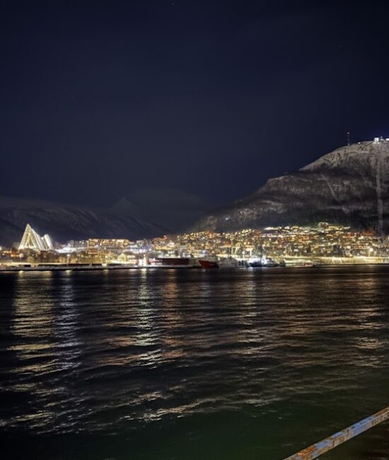 Noc polarna w Tromso.